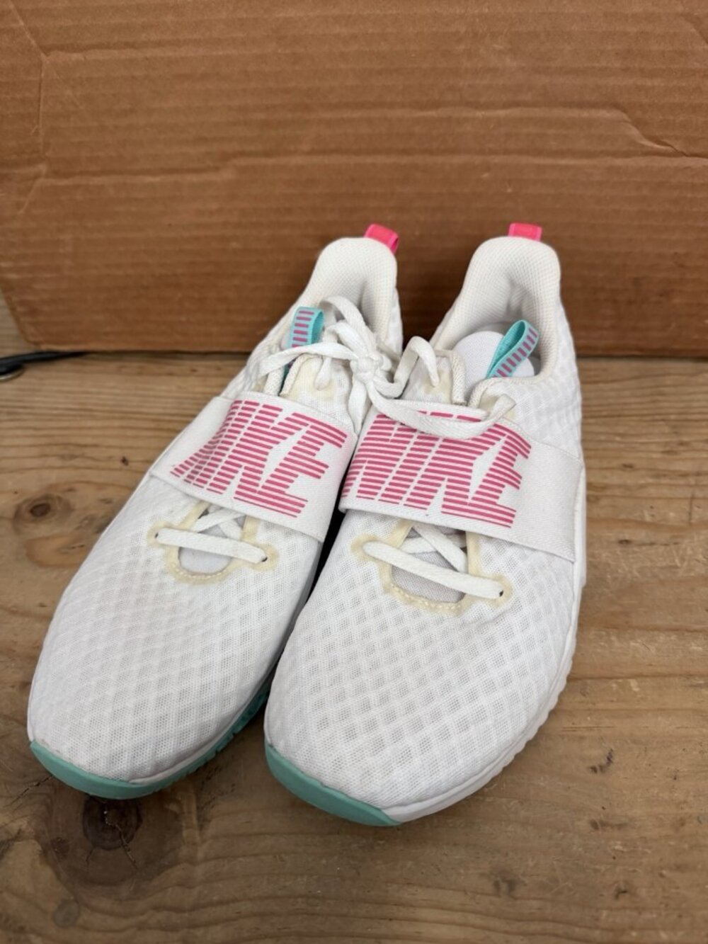 Nike Renew Training Shoes Womens Size 8.5 White Pink Teal Sneakers CW7022-100